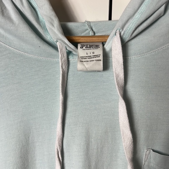 Victoria’s Secret PINK. Light blue sweatshirt with hoodie - Picture 5 of 6